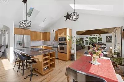 38009 Earl Ln, Corvallis, OR 97330 - Photo 8