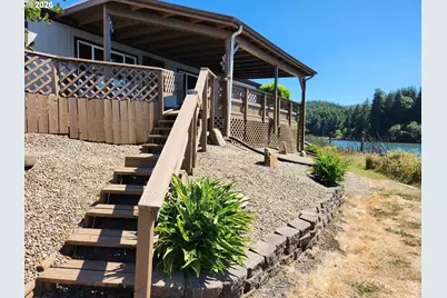 100 River Bend Rd #21, Reedsport, OR 97467 - Photo 6