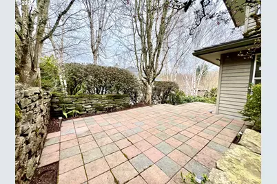 2006 NW New Hope Ct, Portland, OR 97229 - Photo 38