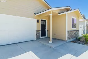 307 Riverwood Ct, Umatilla, OR 97882 - Photo 4
