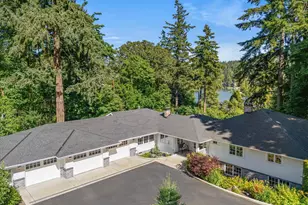 3920 Upper Dr, Lake Oswego, OR 97035 - Photo 2