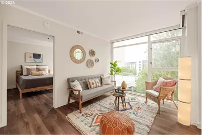 533 NE Holladay St #601, Portland, OR 97232 - Photo 6