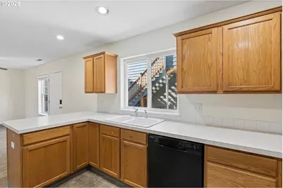 13661 SE Ellen Dr, Clackamas, OR 97015 - Photo 14
