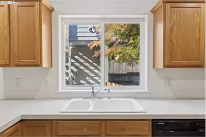 13661 SE Ellen Dr, Clackamas, OR 97015 - Photo 12