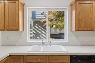 13661 SE Ellen Dr, Clackamas, OR 97015 - Photo 12