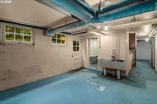 8040 SE Center St, Portland, OR 97206 - Photo 26
