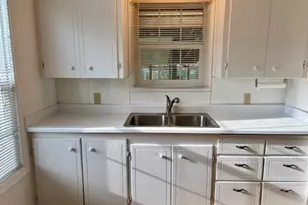 196 NE Flagg St, Roseburg, OR 97470 - Photo 12