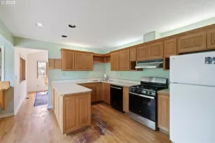 84 Green Ln, Eugene, OR 97404 - Photo 16