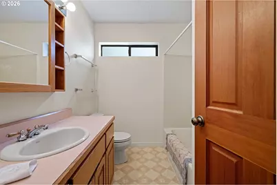 84 Green Ln, Eugene, OR 97404 - Photo 30
