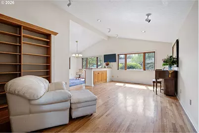 84 Green Ln, Eugene, OR 97404 - Photo 8