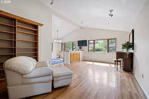 84 Green Ln, Eugene, OR 97404 - Photo 8