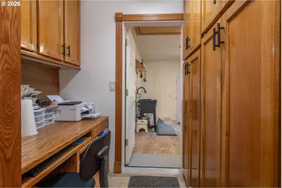 760 W Hickory St, Roseburg, OR 97471 - Photo 28