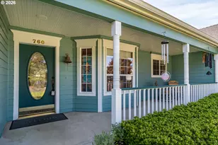 760 W Hickory St, Roseburg, OR 97471 - Photo 4