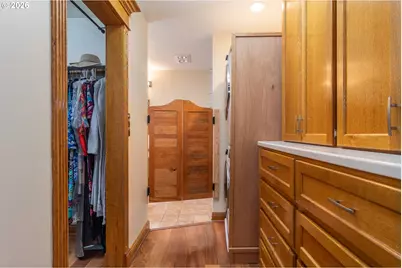 760 W Hickory St, Roseburg, OR 97471 - Photo 20