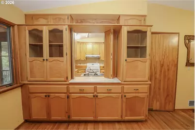 1033 SE Terrace Dr, Roseburg, OR 97470 - Photo 10