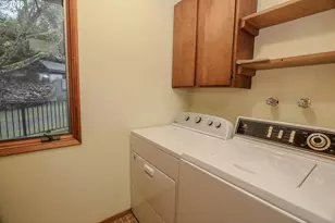 1033 SE Terrace Dr, Roseburg, OR 97470 - Photo 14