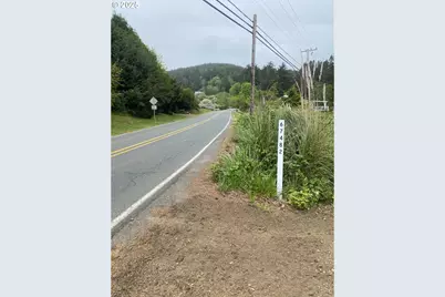 67482 E Bay Rd, North Bend, OR 97459 - Photo 1