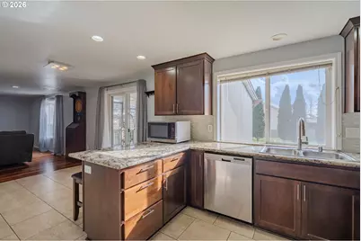 16317 NE 71st St, Vancouver, WA 98682 - Photo 8