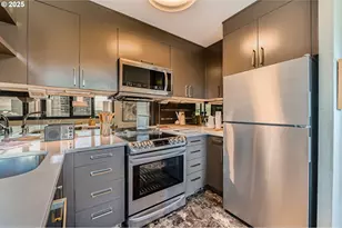 255 SW Harrison St, Portland, OR 97201 - Photo 14