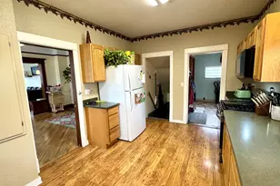 1704 Broadway St, Baker City, OR 97814 - Photo 8
