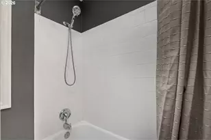 5851 NE 16th Ave, Portland, OR 97211 - Photo 18