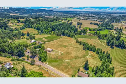 27100 NE Bell Rd, Newberg, OR 97132 - Photo 4