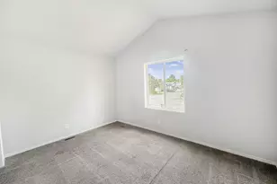 300 SE Goodnight Ave, Corvallis, OR 97333 - Photo 4