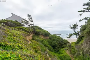 10350 NW Pacific Coast Hwy, Seal Rock, OR 97376 - Photo 32