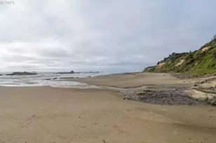 10350 NW Pacific Coast Hwy, Seal Rock, OR 97376 - Photo 38