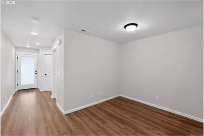 8176 SE Blanton St, Hillsboro, OR 97123 - Photo 4