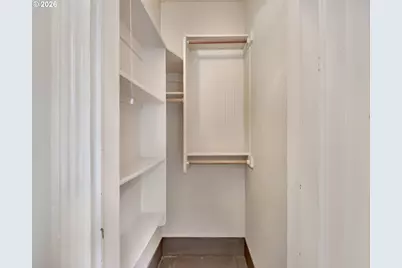 409 3rd St, Oregon City, OR 97045 - Photo 32