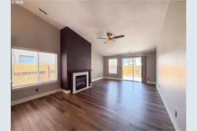 140 W 13th St, Lafayette, OR 97127 - Photo 20