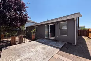 140 W 13th St, Lafayette, OR 97127 - Photo 16