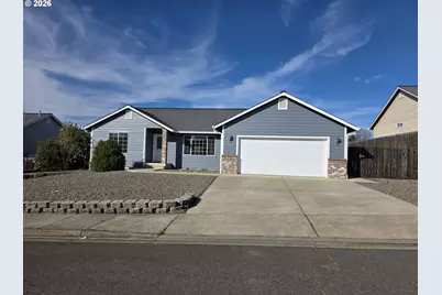 182 Woodduck St, Winston, OR 97496 - Photo 1
