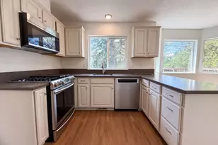 13616 Duane St, Oregon City, OR 97045 - Photo 2