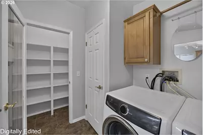 618 38th Pl, Florence, OR 97439 - Photo 12