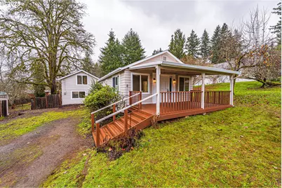 225 21st Ave, Sweet Home, OR 97386 - Photo 2