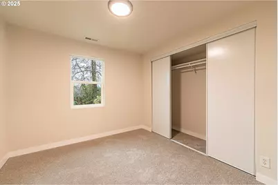 225 21st Ave, Sweet Home, OR 97386 - Photo 8