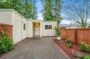 16520 SW Monaco Ln, King City, OR 97224 - Photo 2