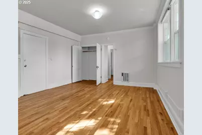 20 NW 16th Ave #8, Portland, OR 97209 - Photo 4