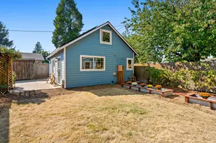 11825 NE Morris St, Portland, OR 97220 - Photo 38