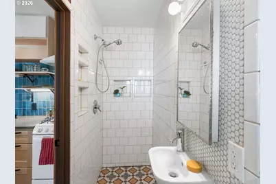 11825 NE Morris St, Portland, OR 97220 - Photo 26