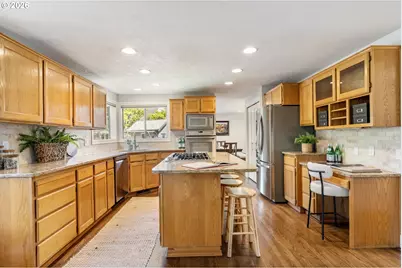 12660 SW Snow Brush Ct, Portland, OR 97223 - Photo 4