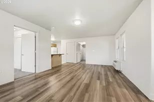 9837 NE Irving St, Portland, OR 97220 - Photo 8