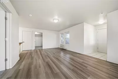 9837 NE Irving St #302, Portland, OR 97220 - Photo 10