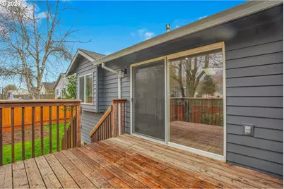 811 NW Meadows Dr, McMinnville, OR 97128 - Photo 34