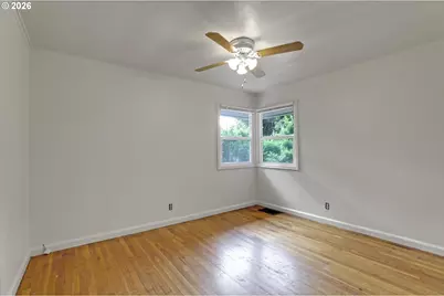 11720 SW 11th St, Beaverton, OR 97005 - Photo 14