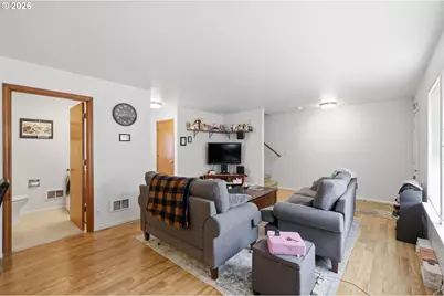 623 W 18th Ave, Eugene, OR 97402 - Photo 6