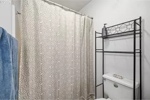 623 W 18th Ave, Eugene, OR 97402 - Photo 22