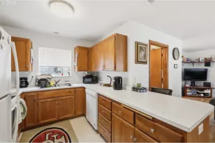 623 W 18th Ave, Eugene, OR 97402 - Photo 12